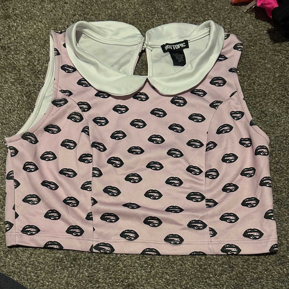 Hot Topic Pink and White Collared Crop Top